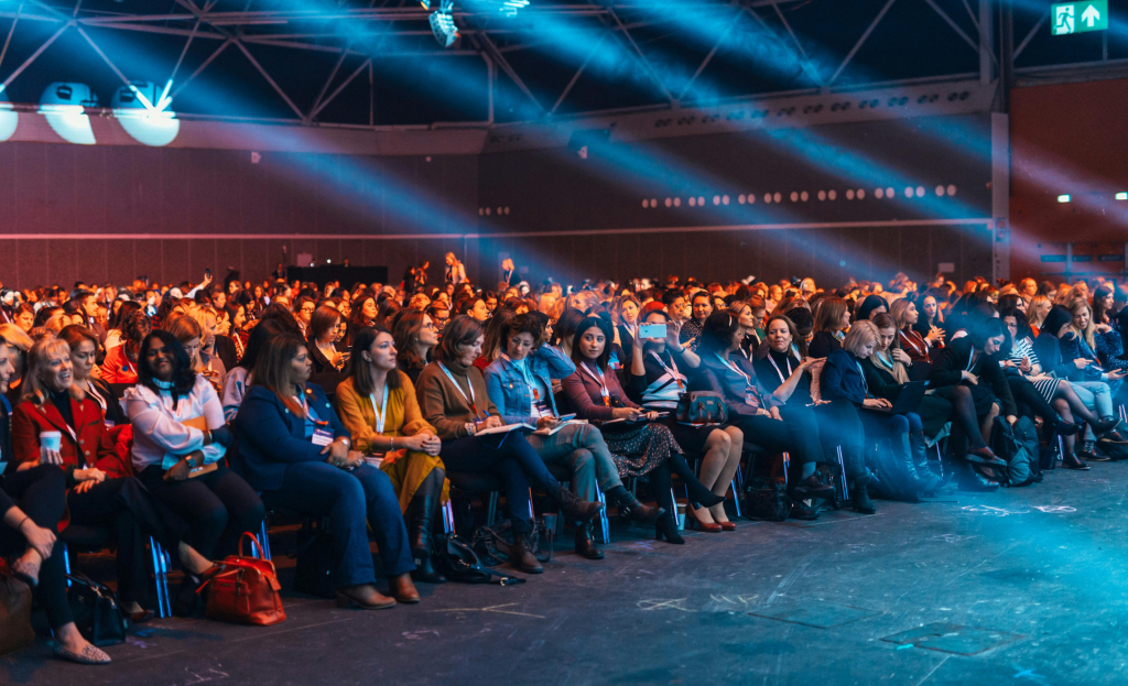 festivalul-internațional-de-literatură-și-traducere-iași-dedicat-lumii-literare-cu-refinanțări-credite-nevoi-personale